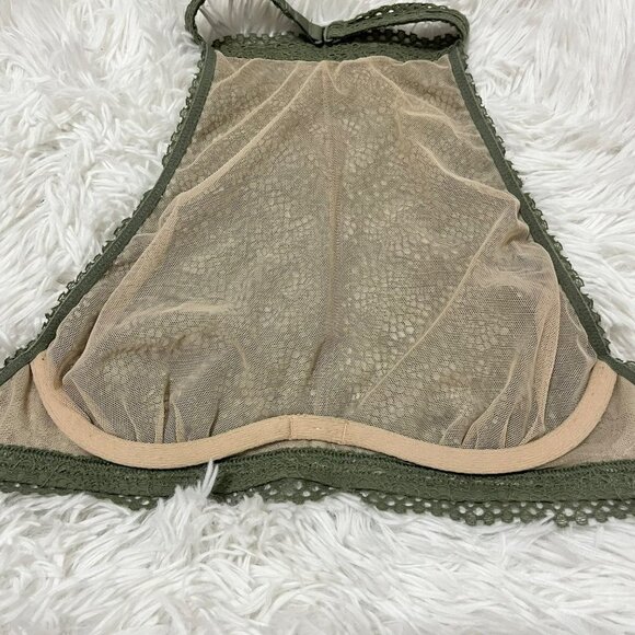 VICTORIAS SECRET GREEN BRALETTE XS ARMY OLIVE LACE HIGH NECK HALTER OPEN BACK - Picture 3 of 7